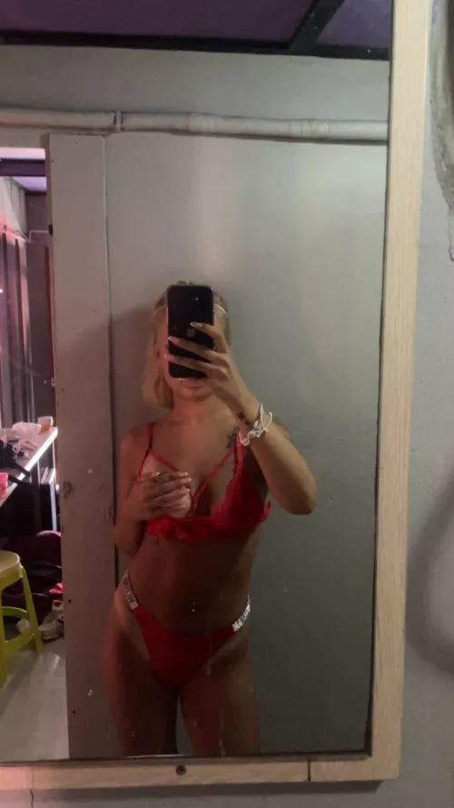 Gilla om du vill att jag skickar nakenbilder till dig 🙈❤️
