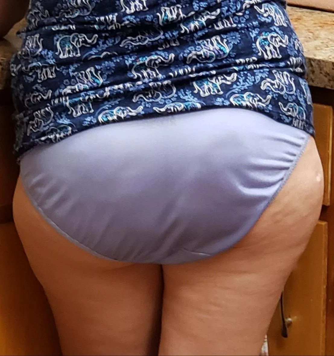 I hope you guys like my ass wearing my favorite purple panties. I sure love showing my panties for you guys.