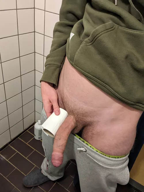 I wanna compare it with someone's face next time