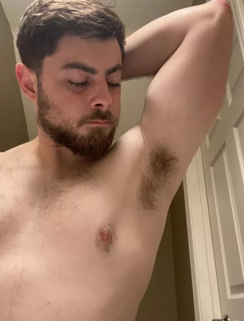 It’s about that time to bury your nose in my pits 😜