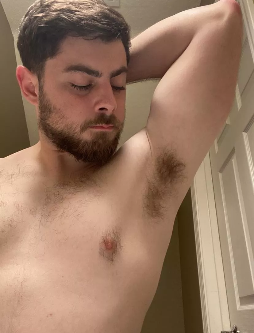 It’s about that time to bury your nose in my pits 😜