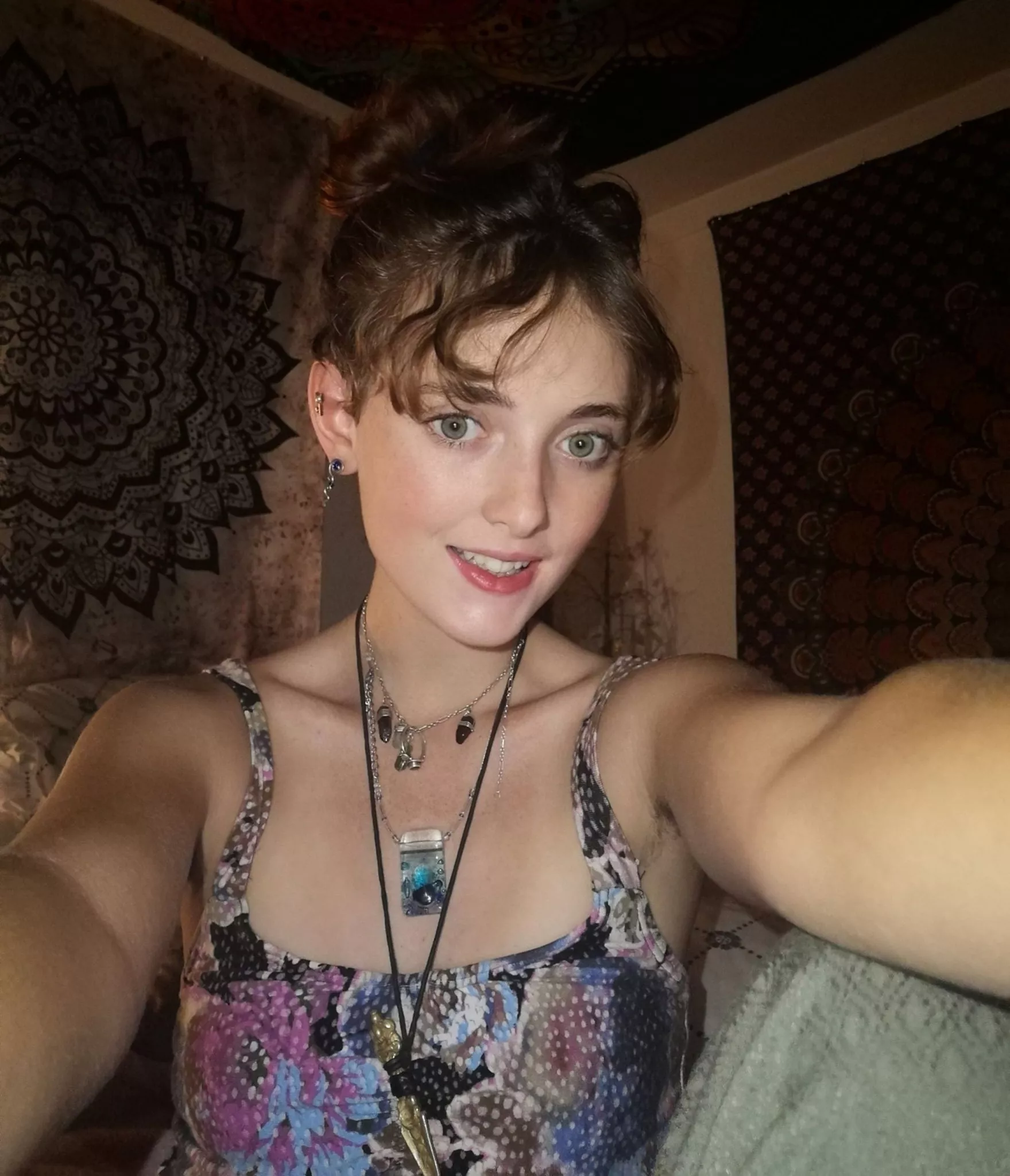 Just a face of a girl happyy about her life F18 (IUTR)