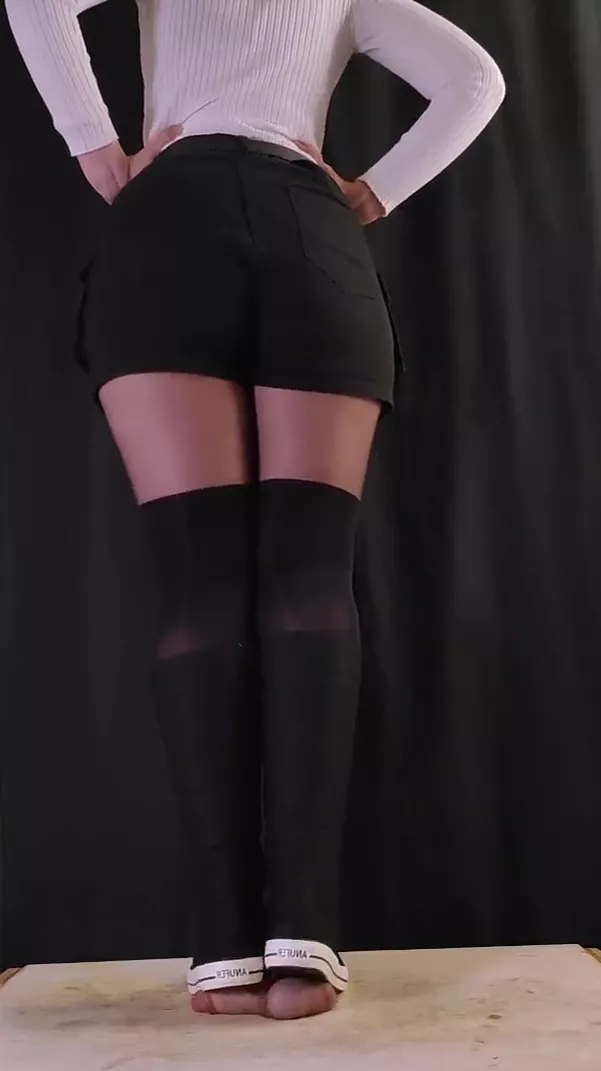 Scrambled eggs is the first thing I do in the morning. F19