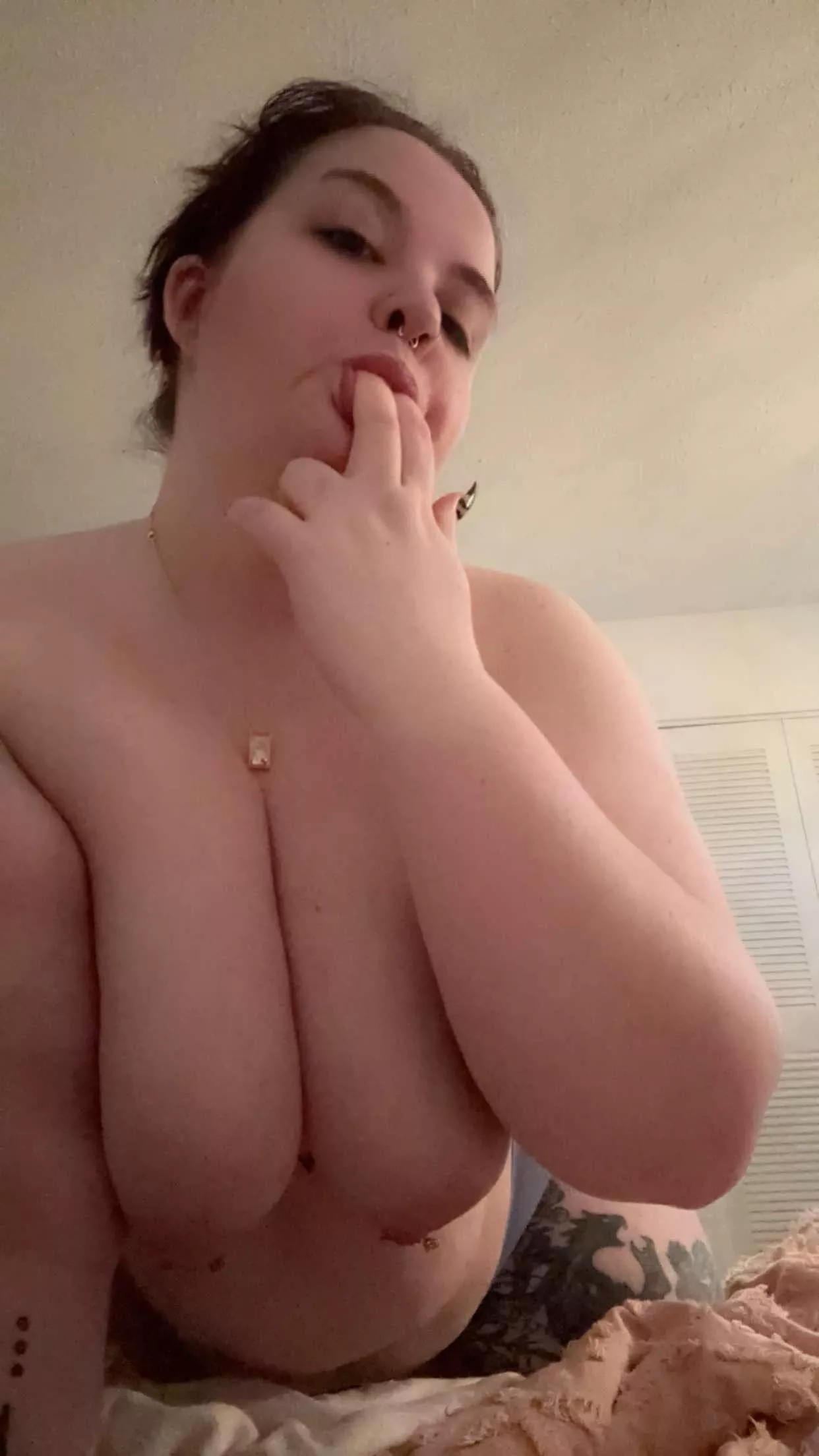 should i make it hang even more?