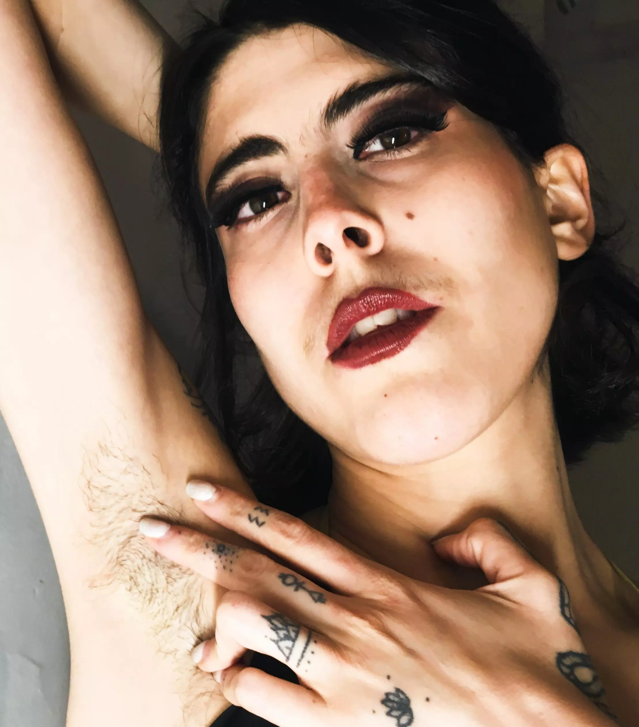 softly touching my Goddess pit it spreads a sacred scent