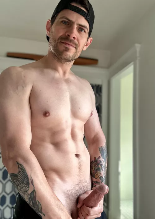 Someone reminded me that today is my cake day… so here’s my cock! Lol