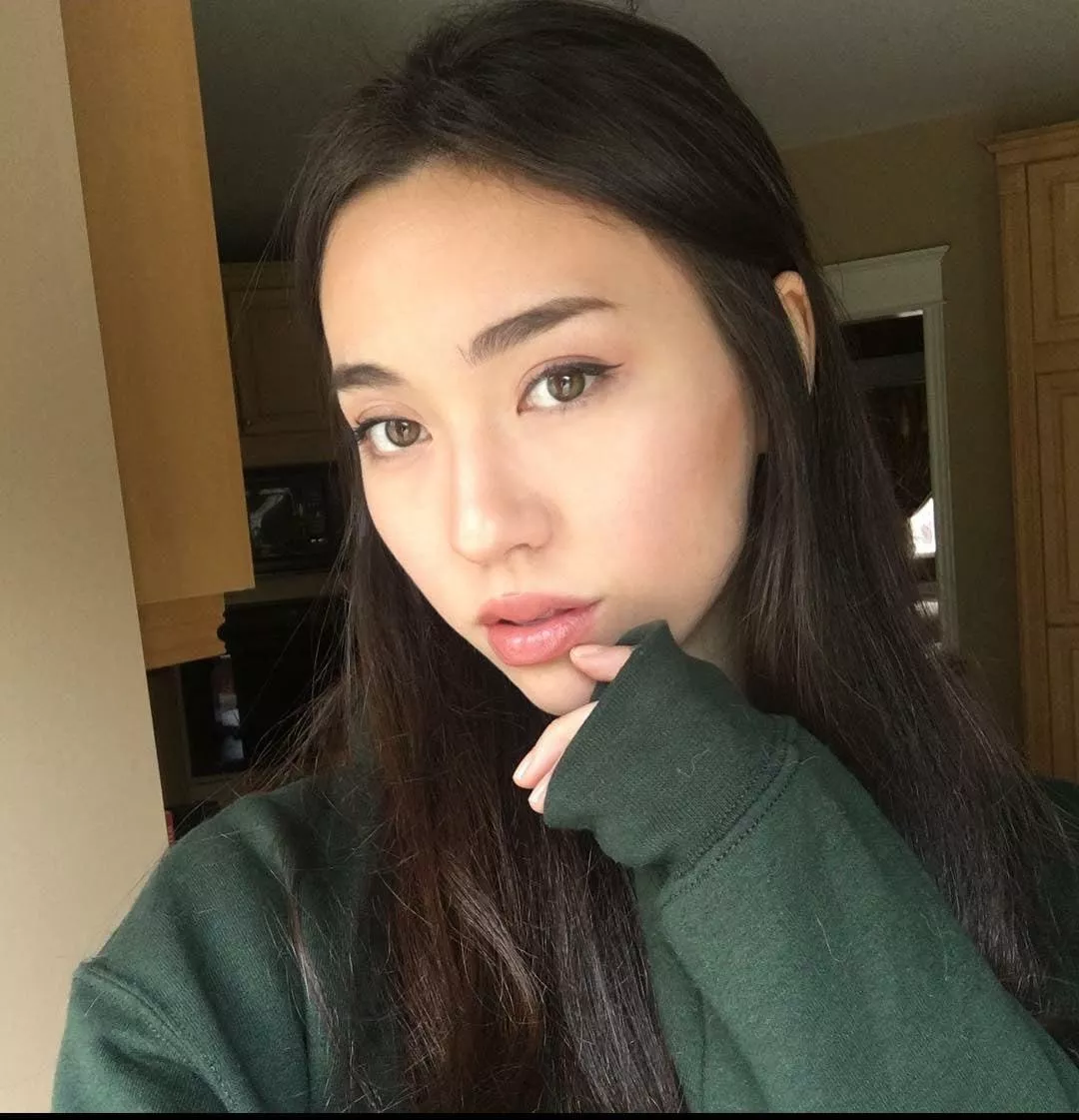 Stunning Asian Girl