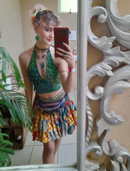 The mirror never gets tired of capturing my beauty, and neither do I F18