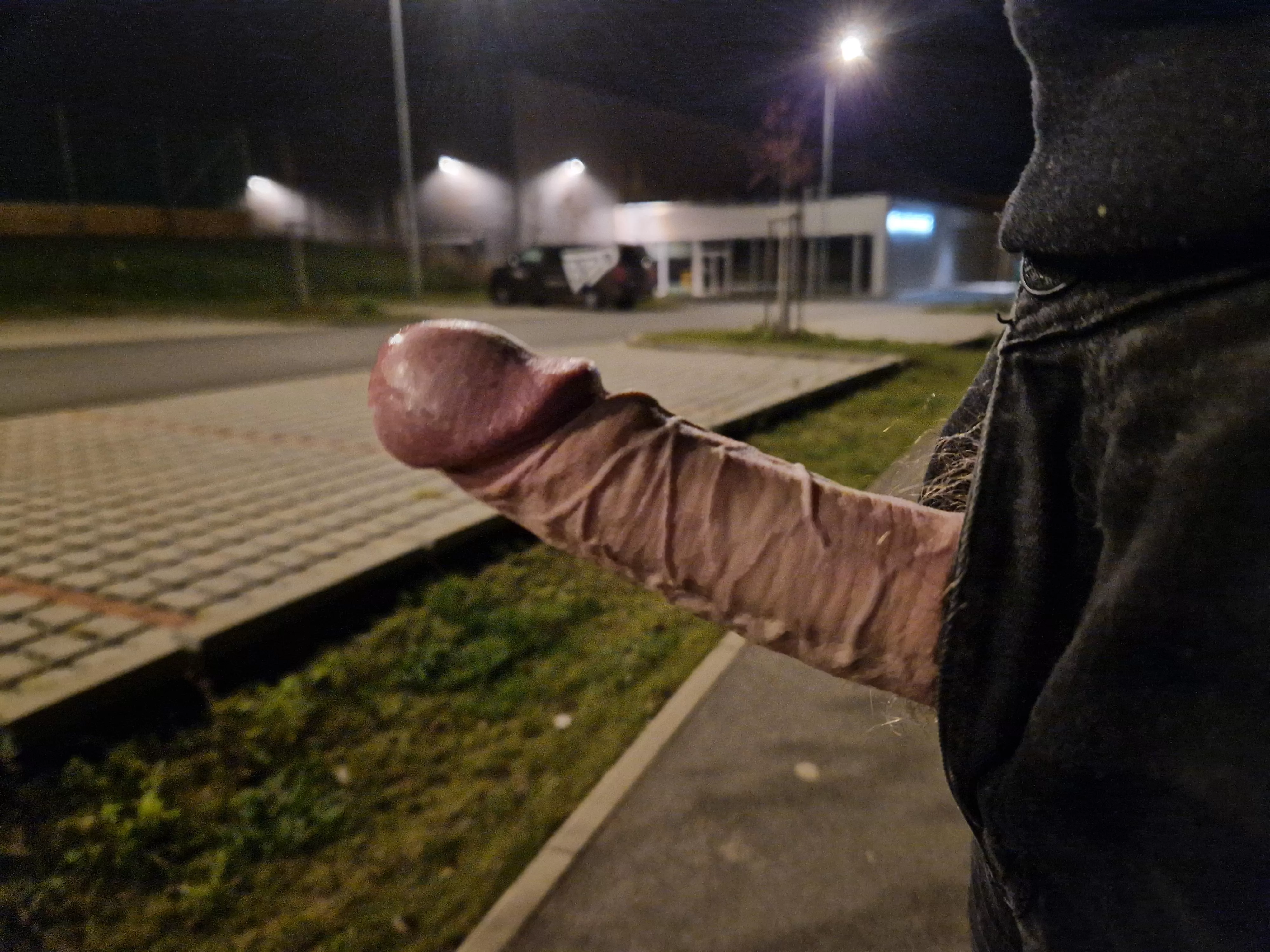 Went for another night stroll 😁