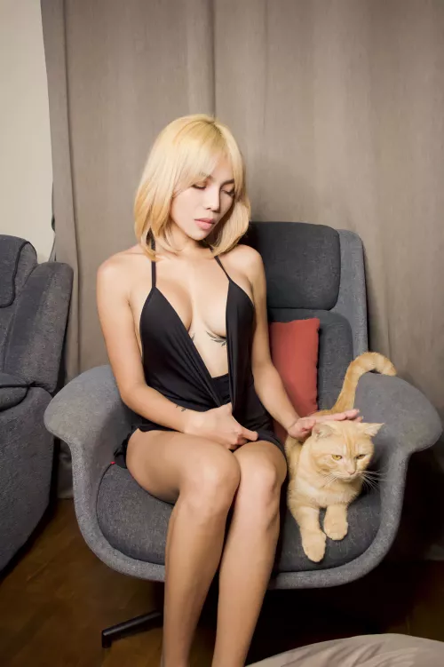 Wish I had a friend who wouldn't mind being my bf at night