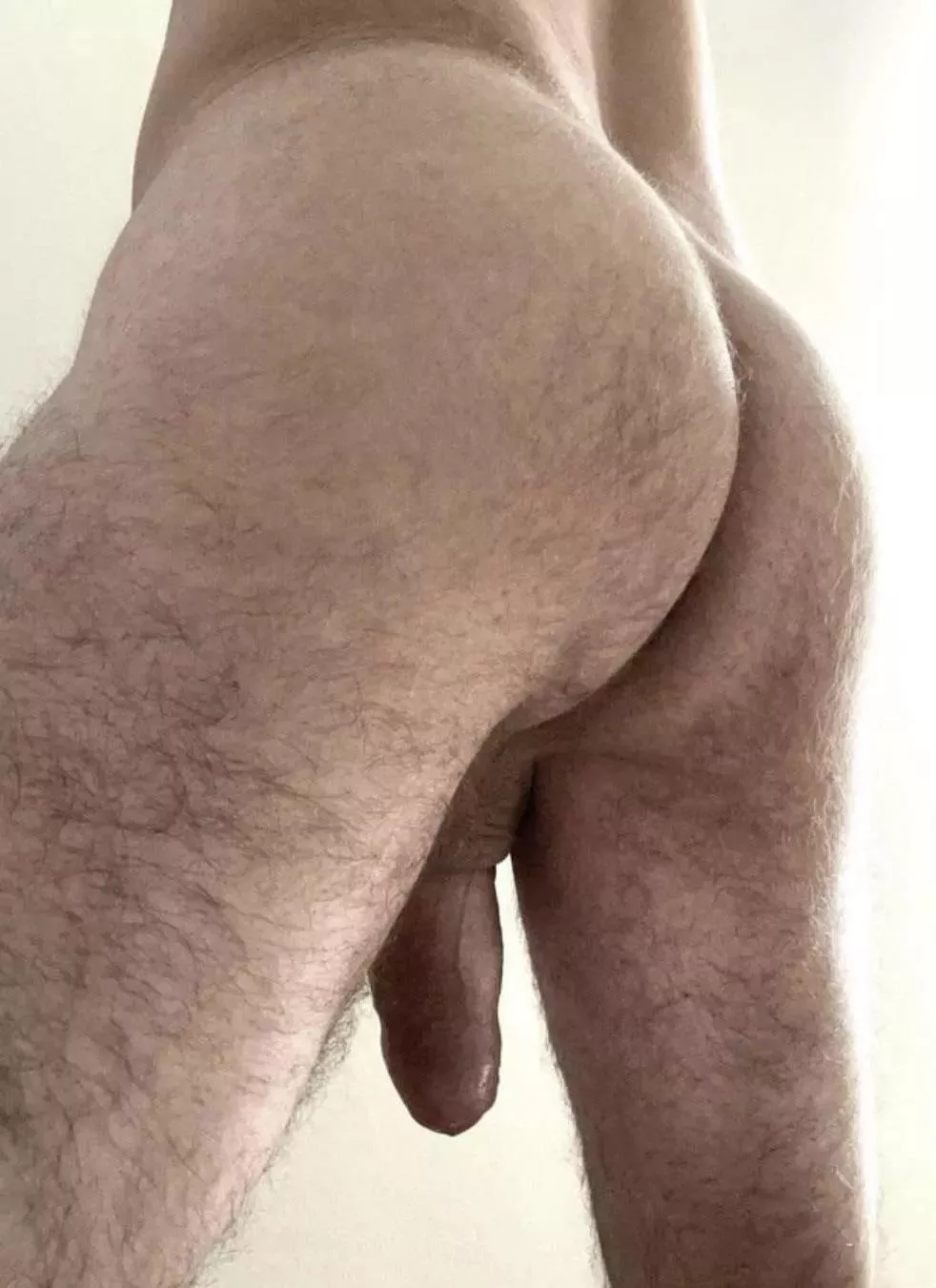 Would you suck me off from behind if I asked nicely? ☺️