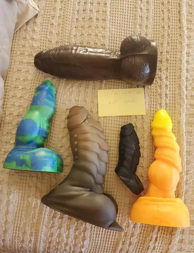WTS [USA] Bad Dragon Large Flint, Nova, and Dexter