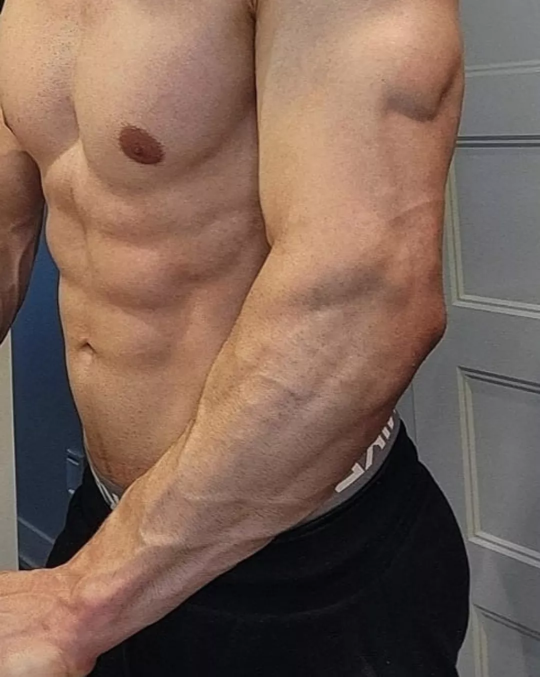 💪🏼😈👅💦🔞