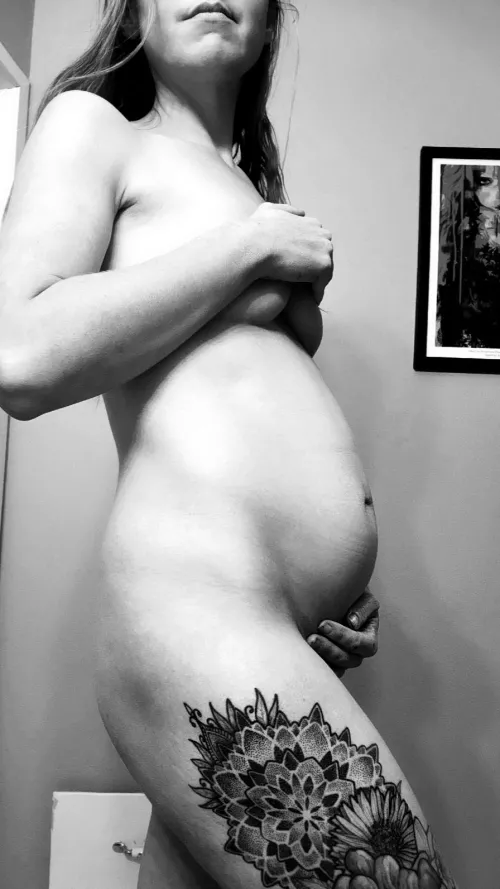 13 weeks in and the bump is here 😍