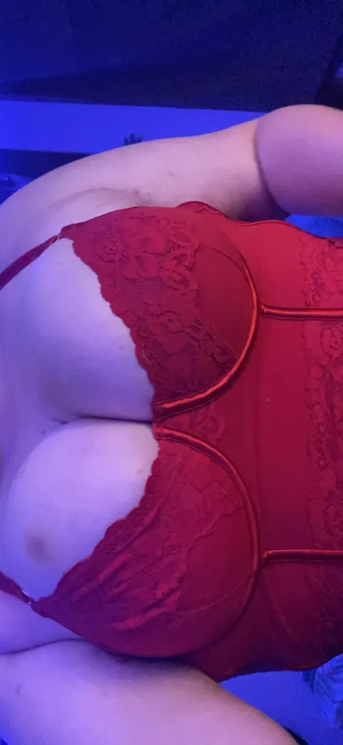 20 $5 and I’ll show you my tits☺️