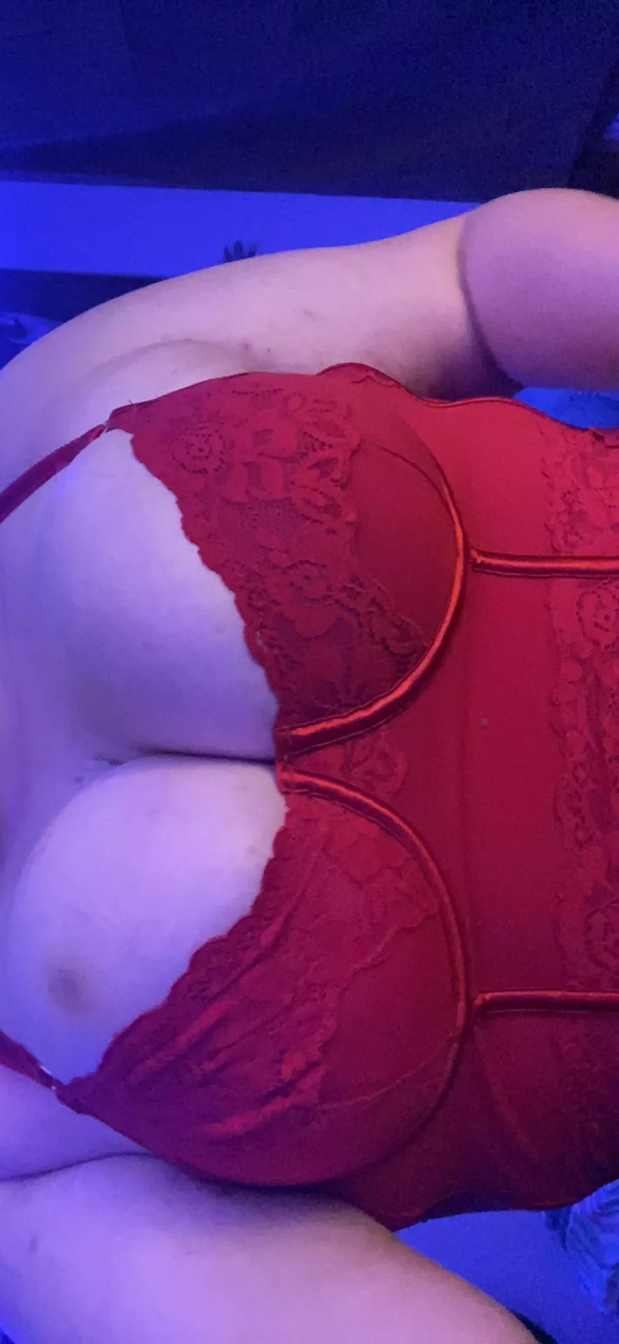 20 $5 and I’ll show you my tits☺️