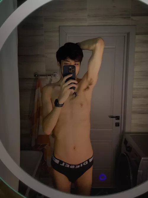 [21] bury ur face in my pit