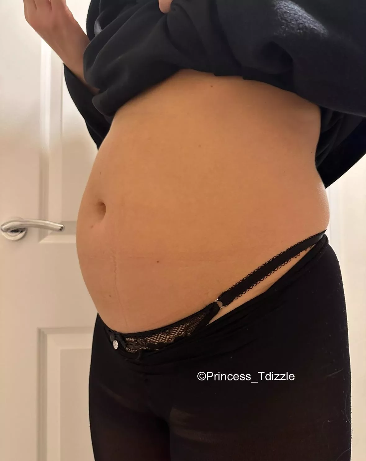 A full moon appeared in my dress last night 🌕🌝