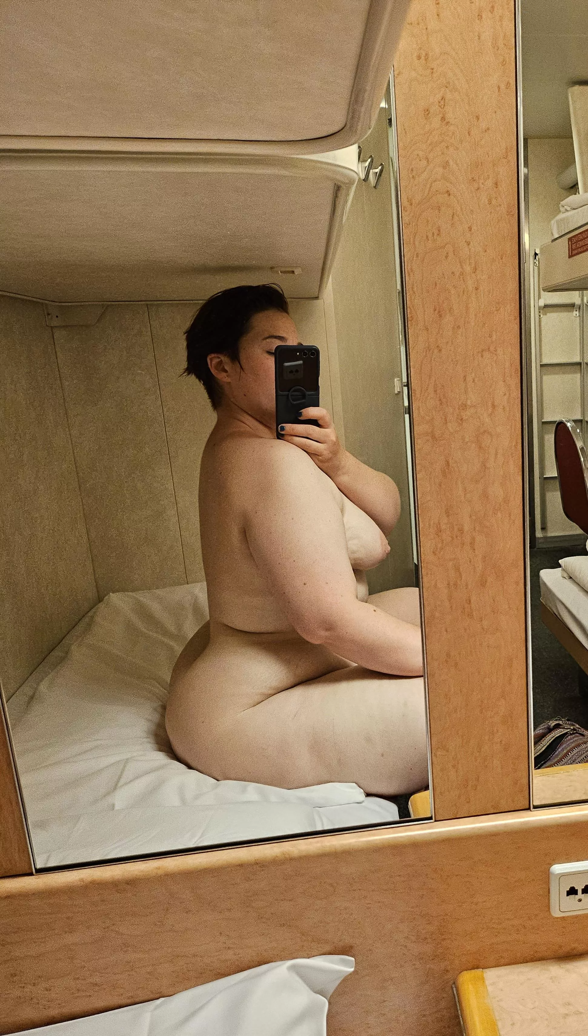 Care to join me in my cabin? 🤭