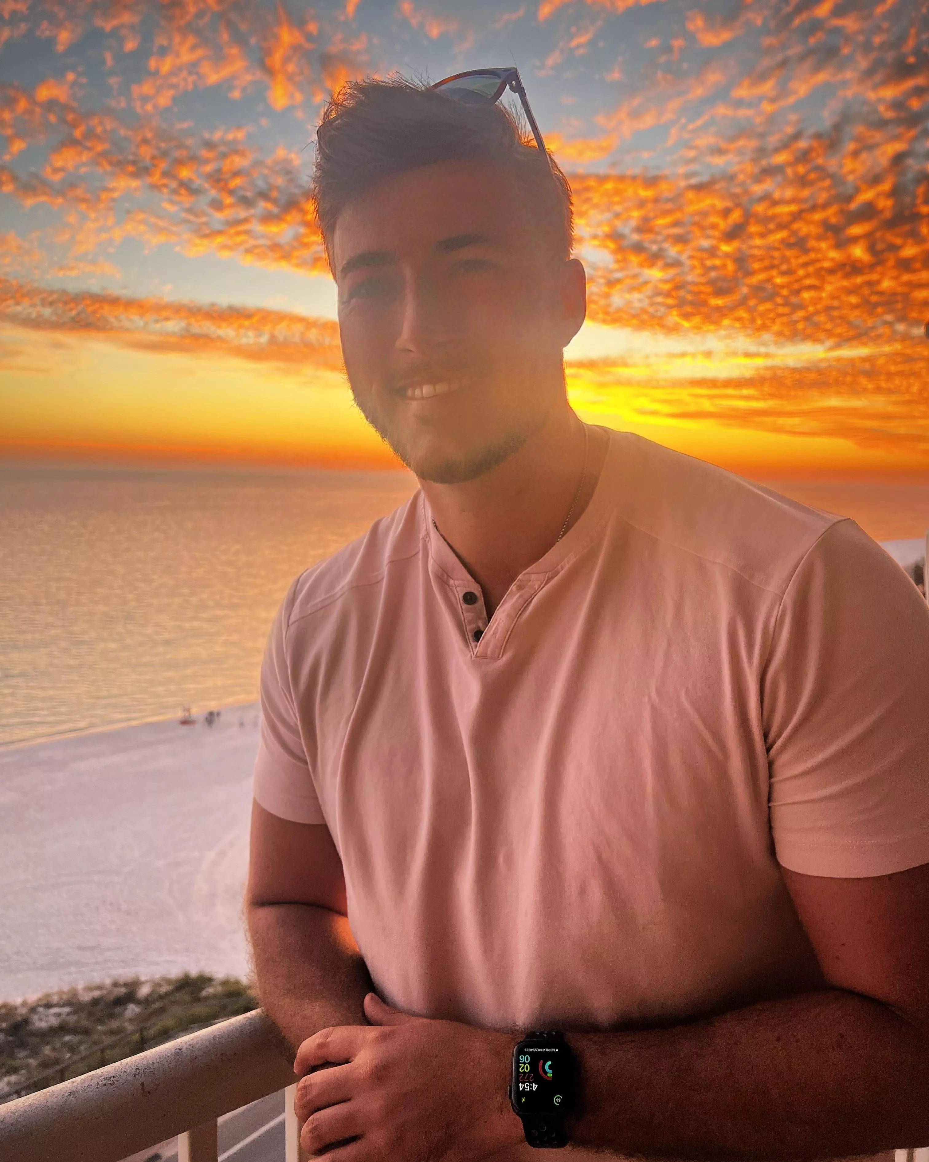 Chasing sunsets 🌅