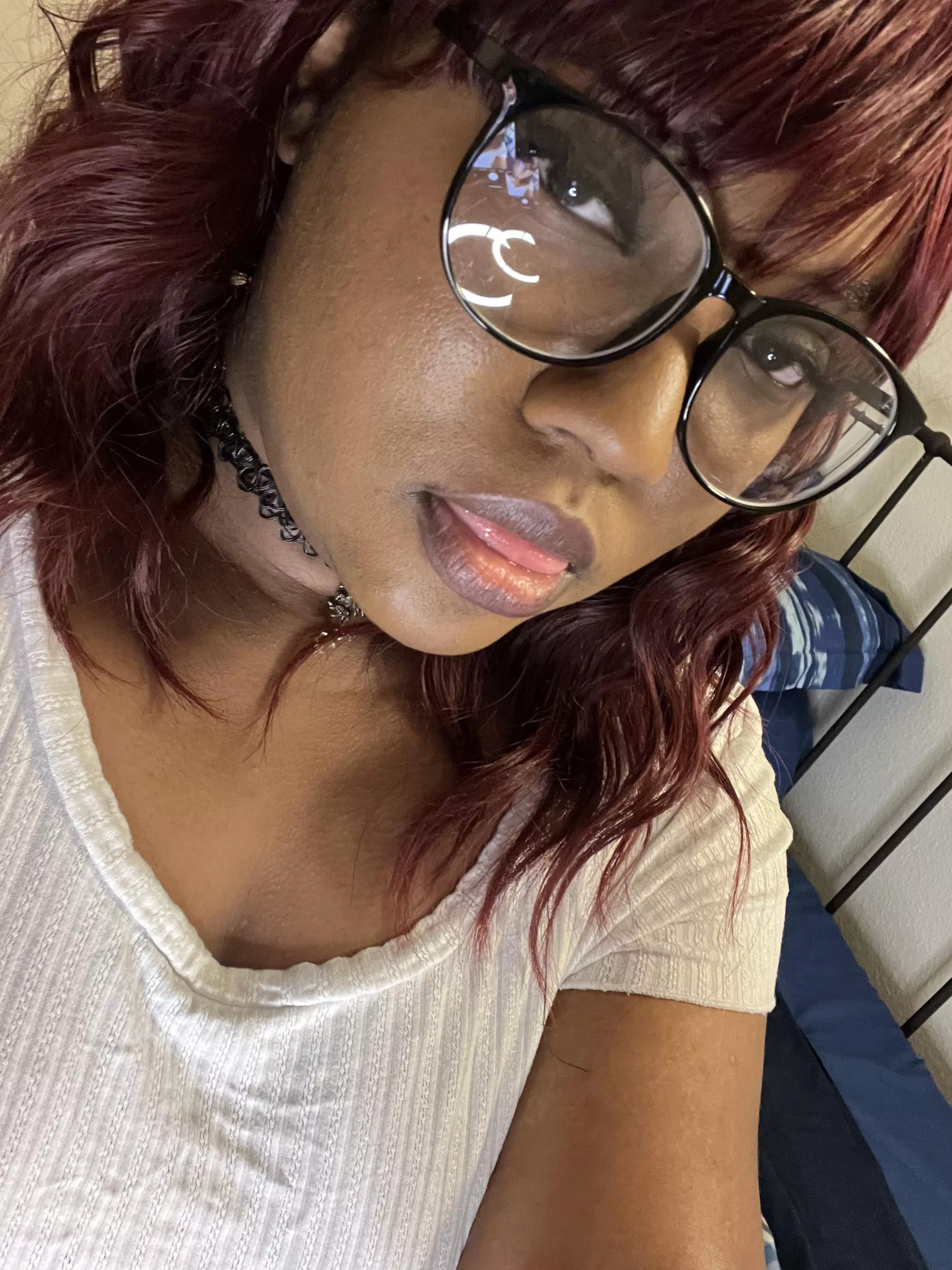 Do you like my new glasses🤓