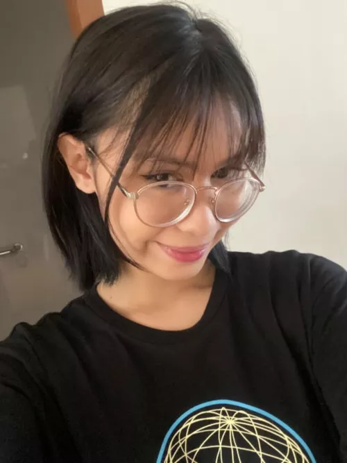 Does shorter hair looks better on me?