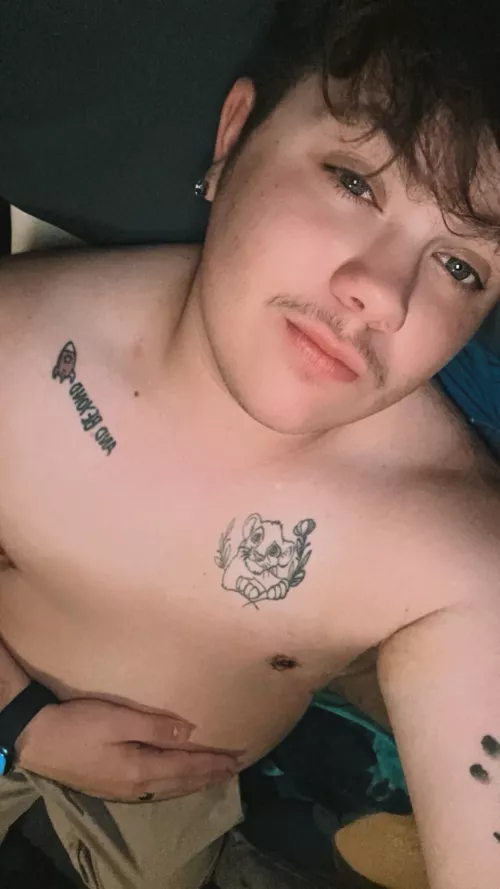 hi! sorry i look so rough! hope you all are having a good evening 🤗