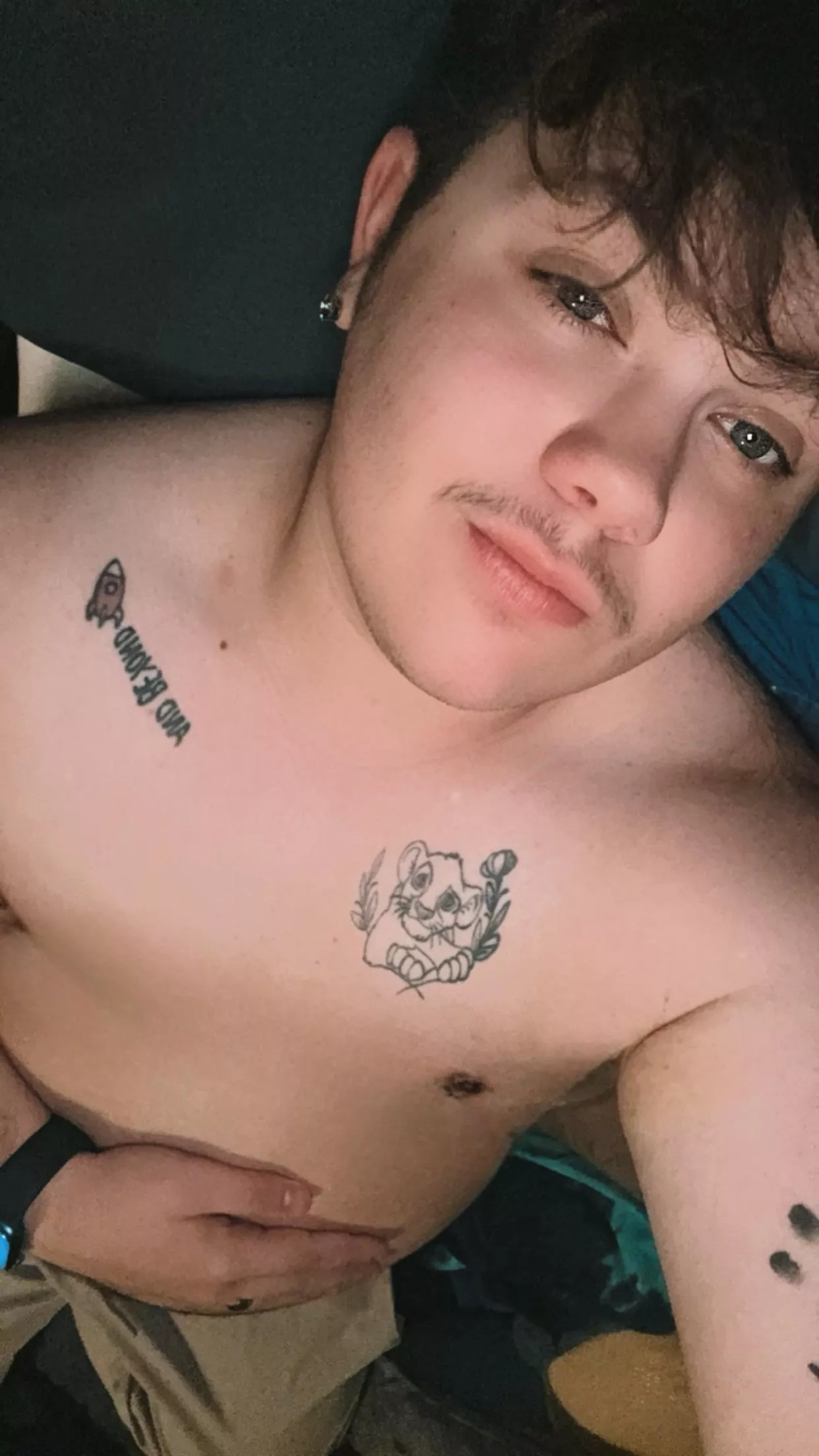 hi! sorry i look so rough! hope you all are having a good evening 🤗