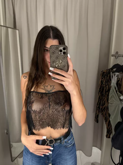 I like this top very much