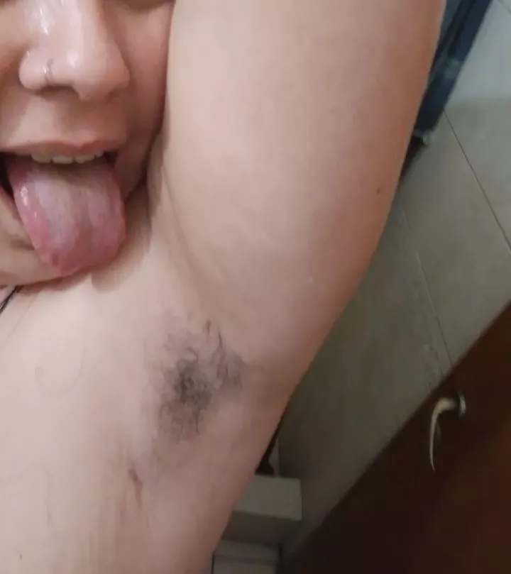 I want to be licked by you.