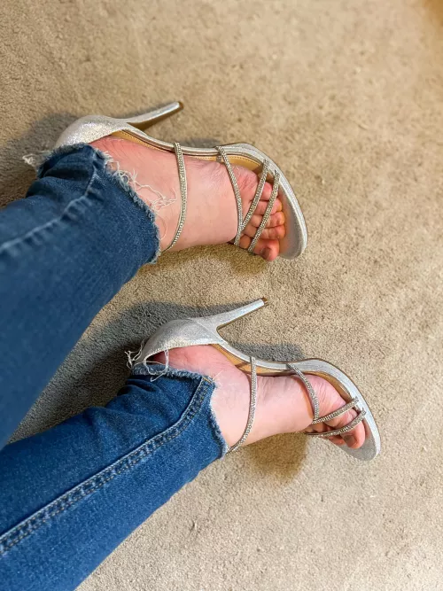 sparkly heel with heels today at work!