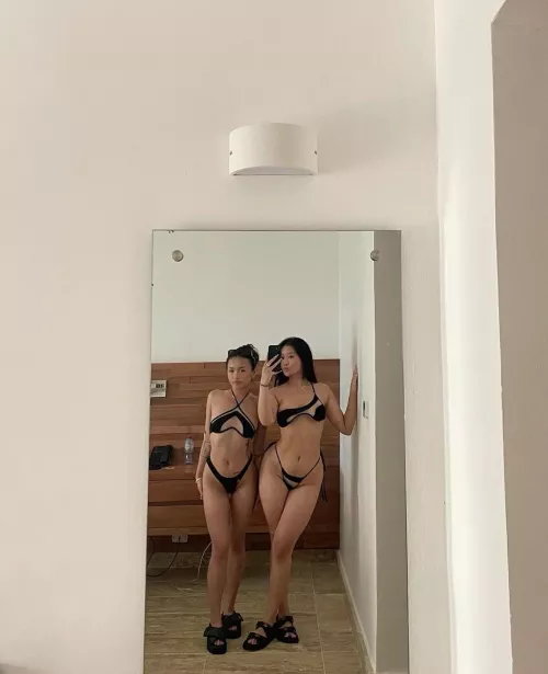 Starting my college slut era soon with my bestie🤞