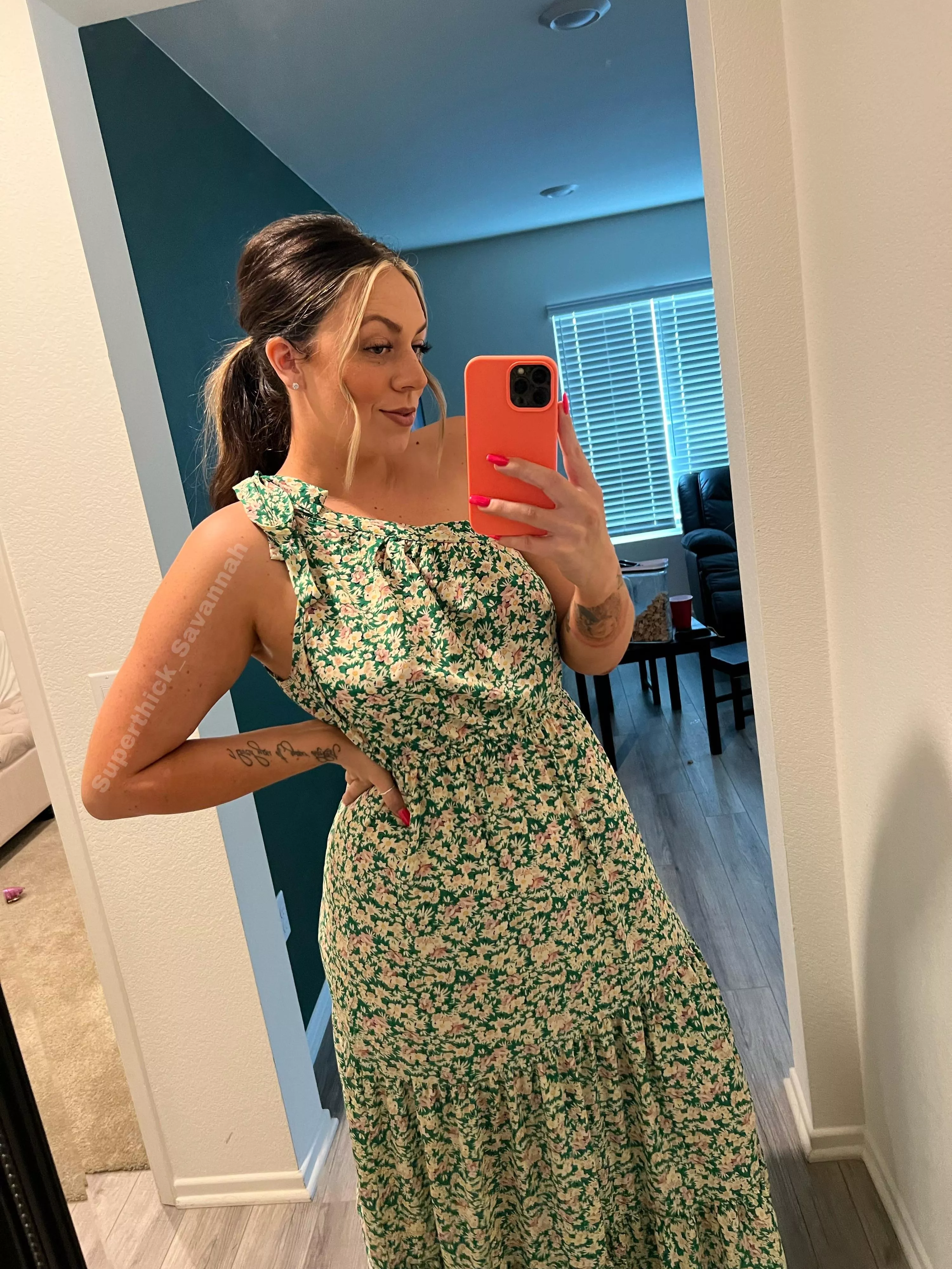 Subscribe to my Milfy Onlyfans while it’s 55% OFF with over 490 pics and videos. Link below