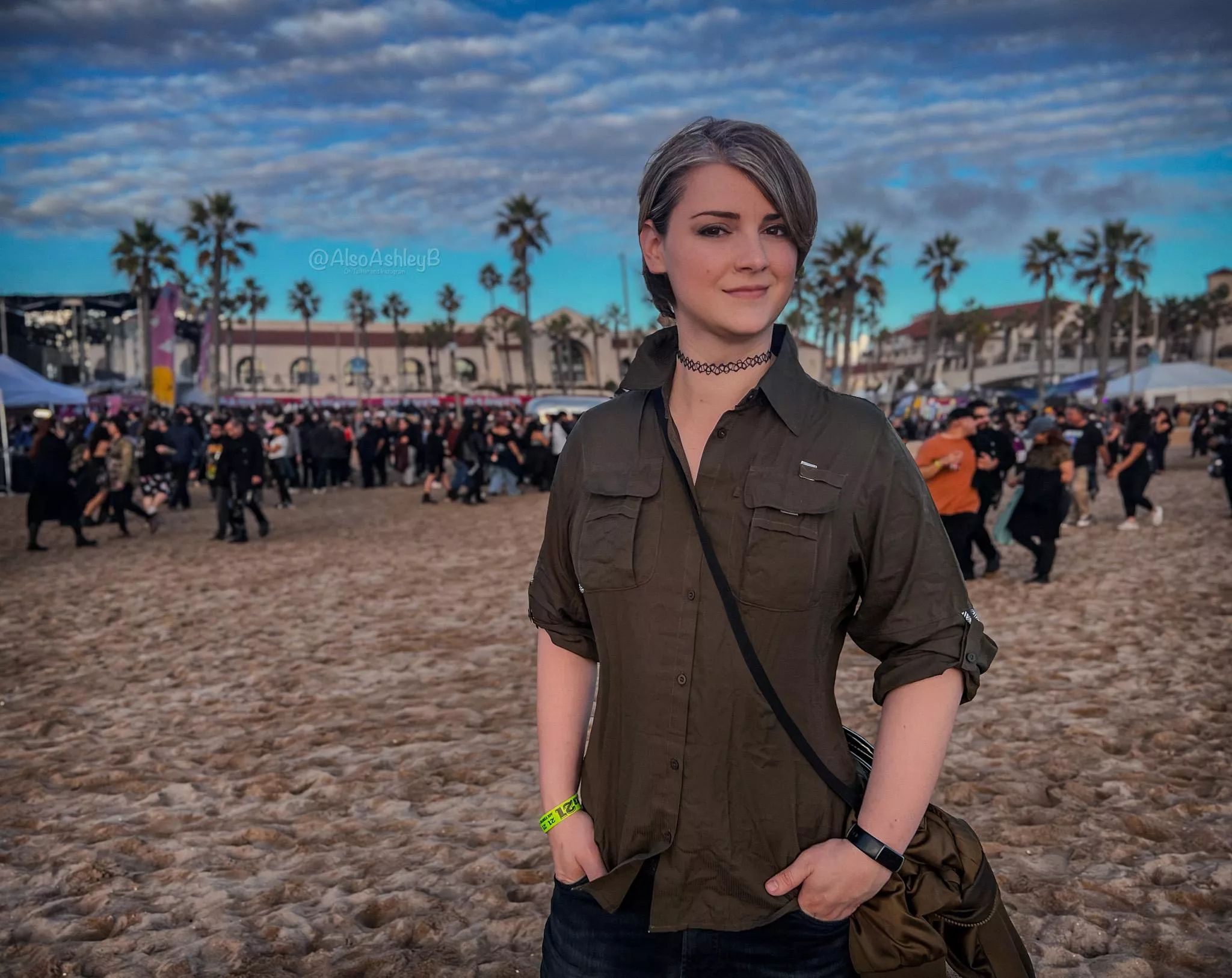 Trap in the wilds 😜 I went to an 80's Music fest this weekend... My androgynous look came across as more 