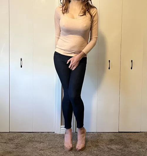 Visual illustration of how being a high heeled sissy makes me feel 🥰😈