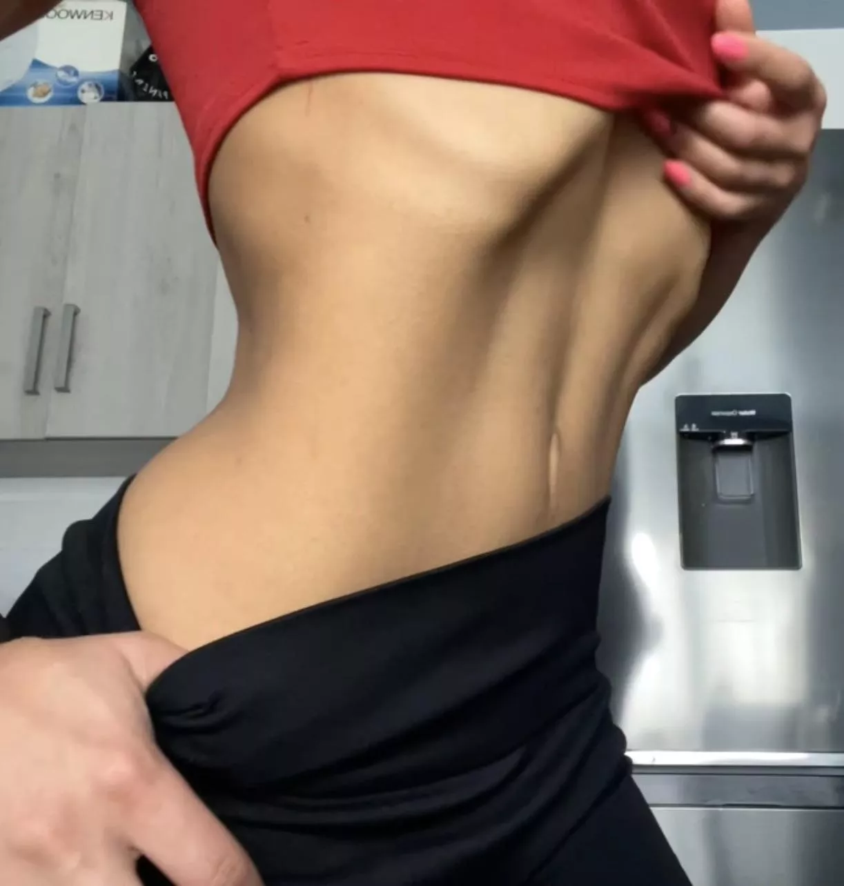 With what word would you describe my stomach area