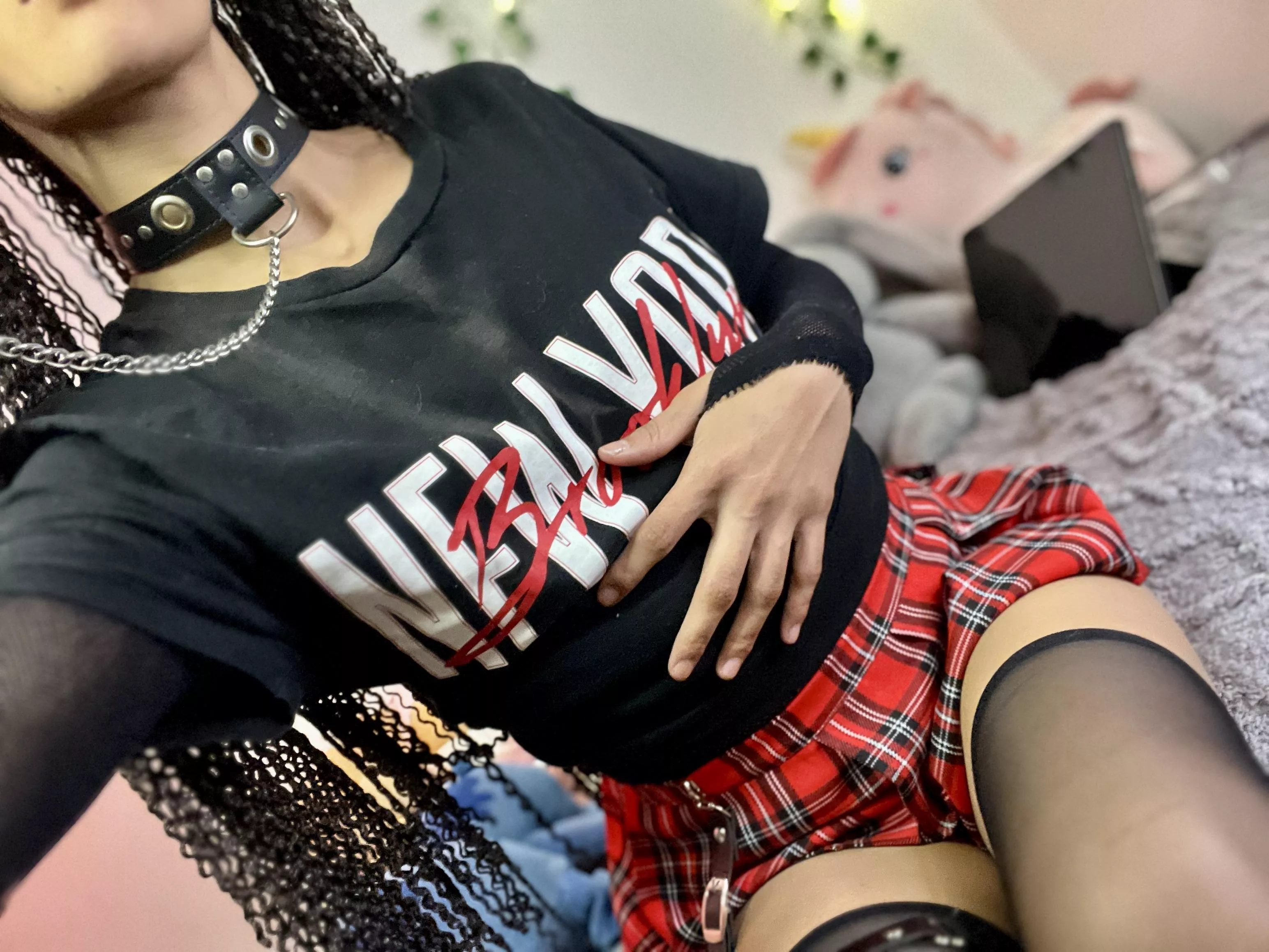 Would you be a good daddy and lift my skirt up and please me