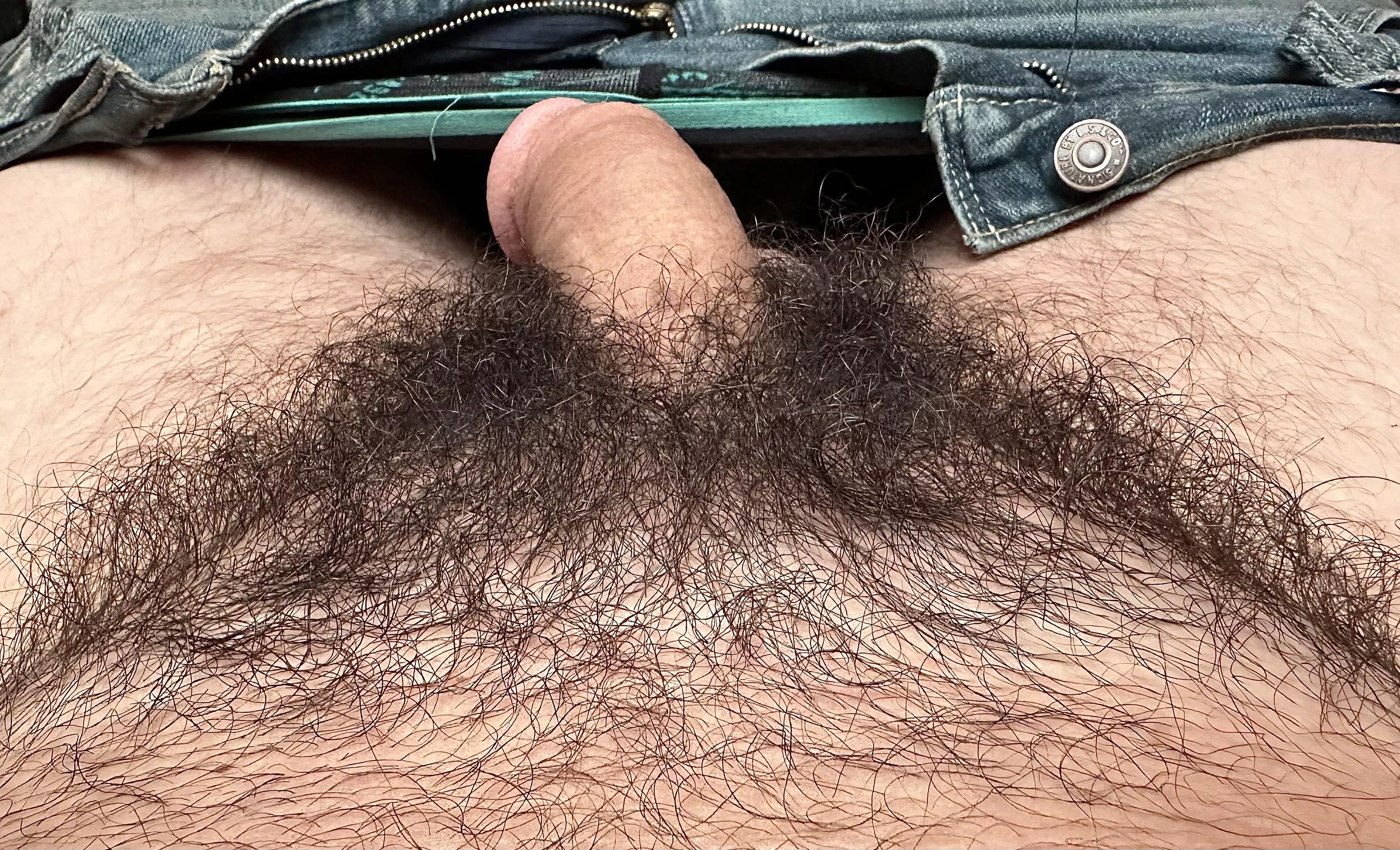 (36) I think I’m normal by staying natural. What do you think?