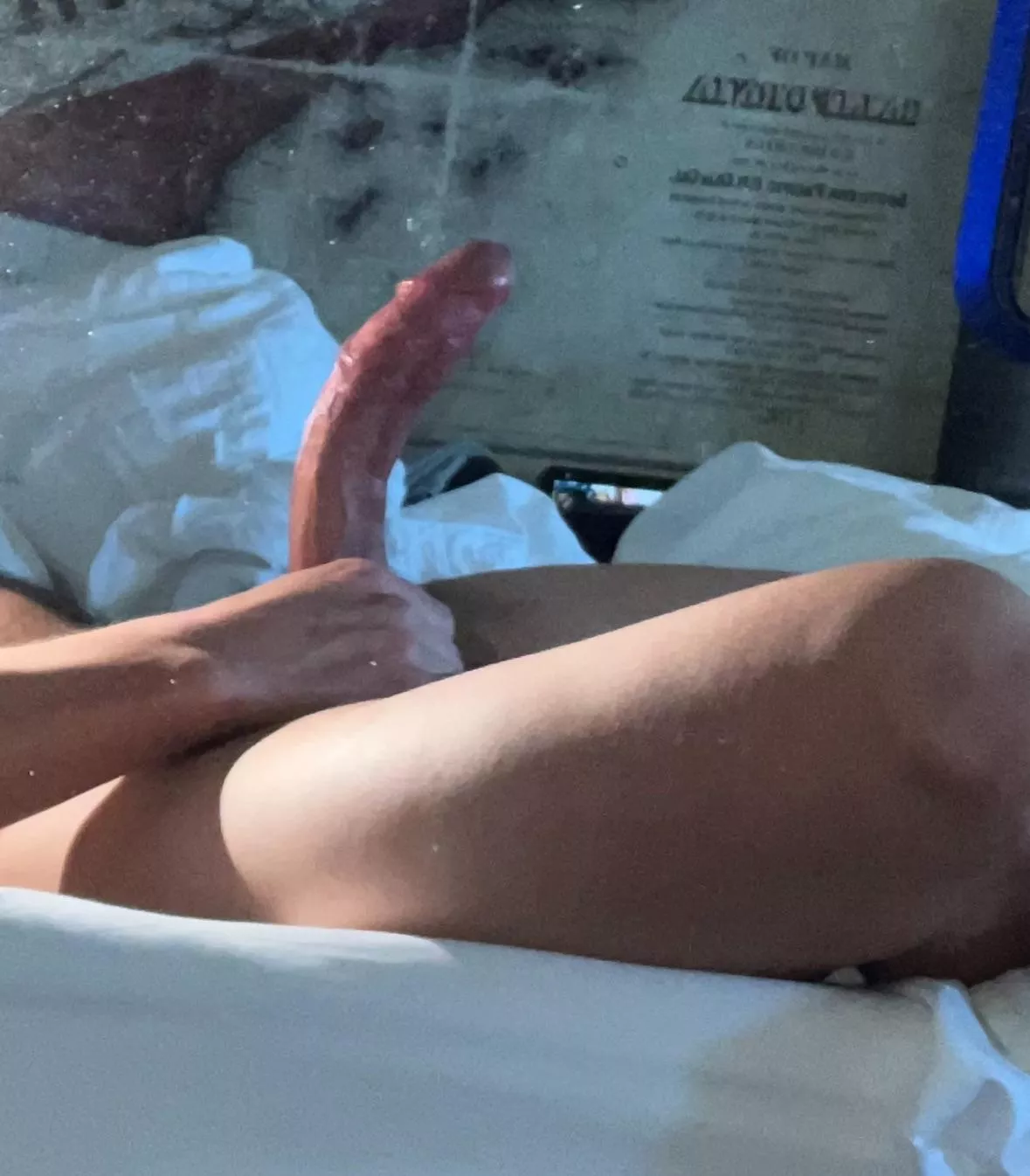 [37] walk in on me bro