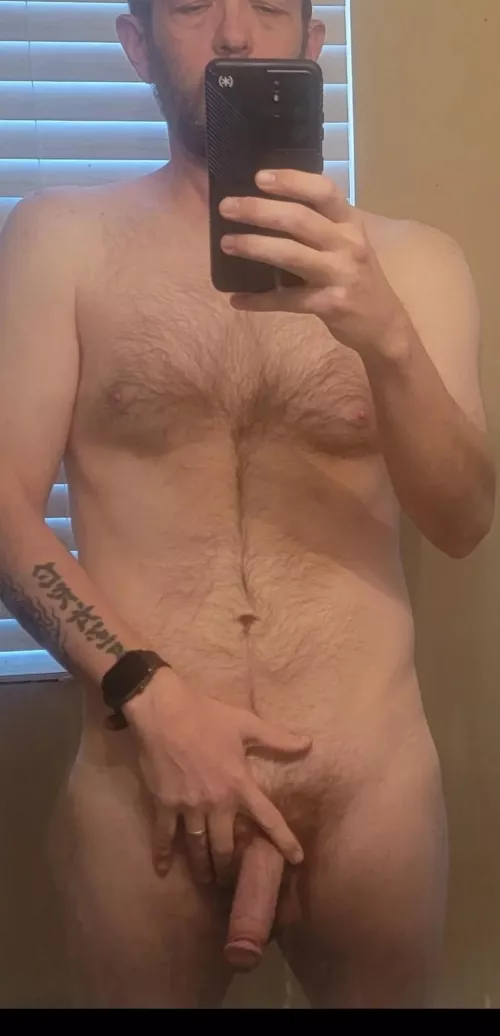 (48) Allow me to introduce myself.