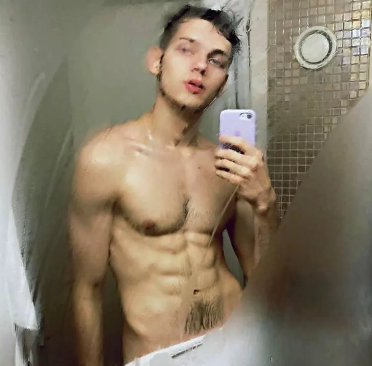 A little twisted mirror)