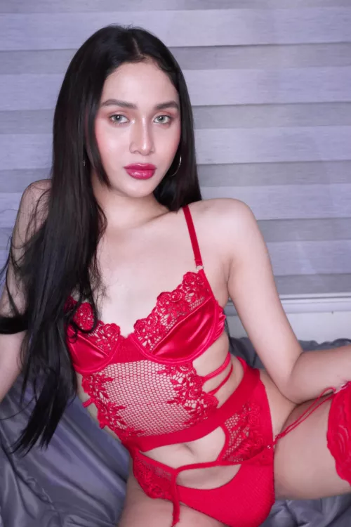 Am I feminine enough for you??