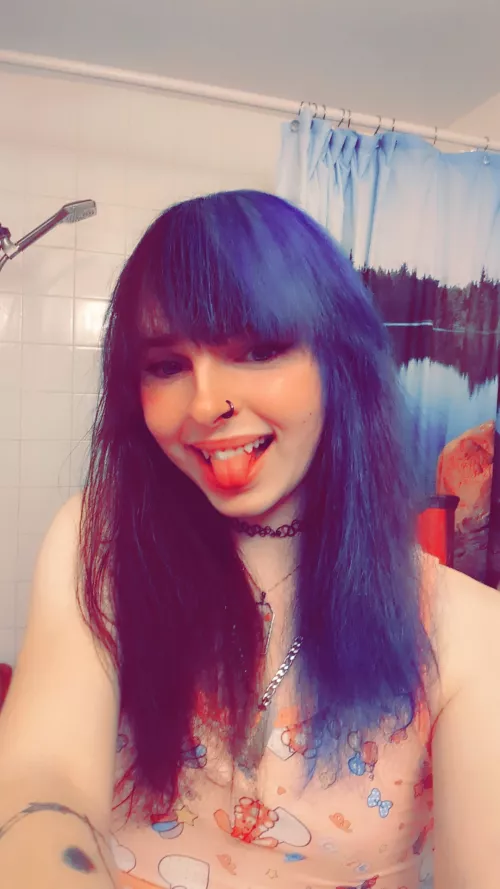 Anyone needs a hug from a blue haired trans girl?💙🖤💙🖤💙🖤💙🖤💙🖤💙
