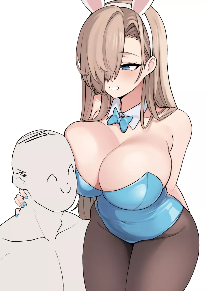 Asuna's gifts compared to a head! (By: JORIN)