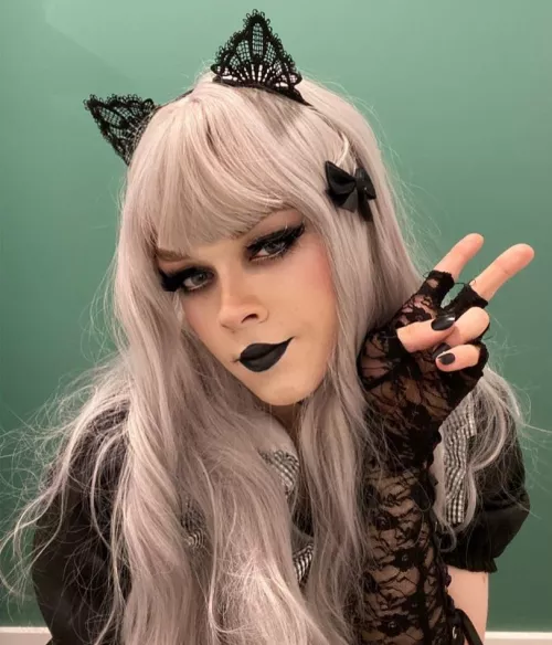 Being a femboy is the best🖤