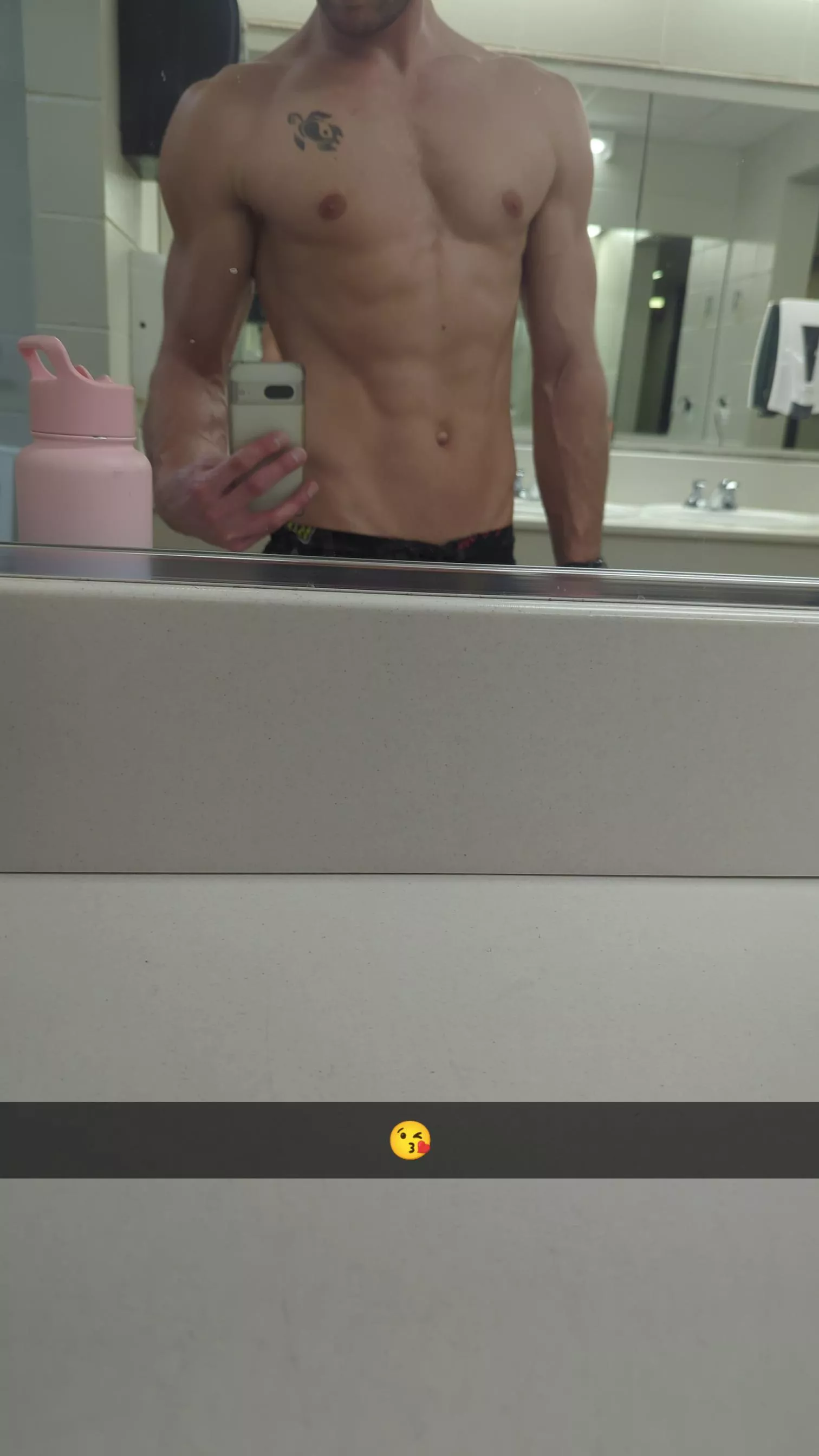 Chest day 😜😘 who wants to wrestle? 😏