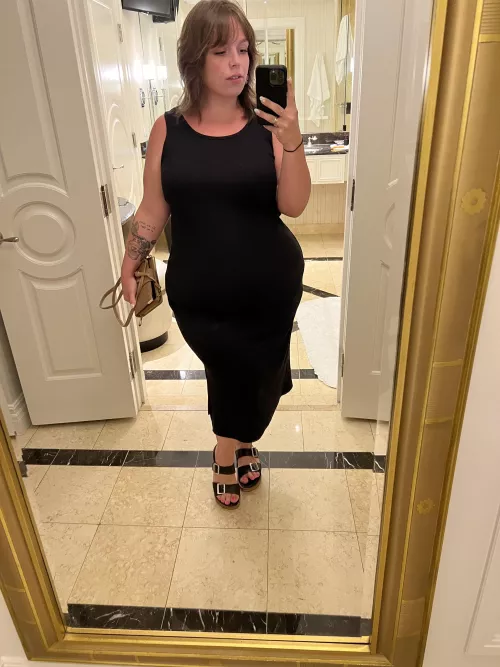 Dressed for date night 😊