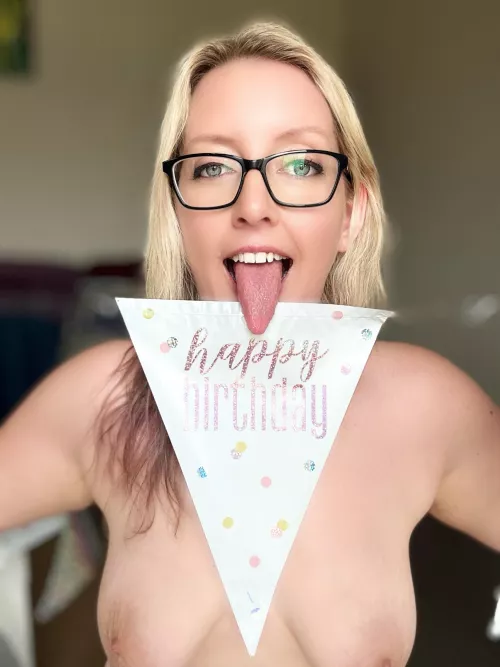 Happy birthday to meeee