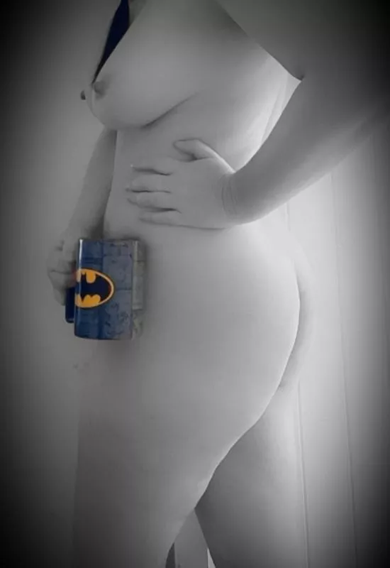 Happy Wednesday my sexy friends. Grab a coffee and follow me back to bed. We got some humping to do 😉