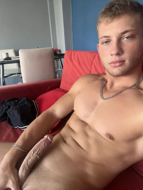 How do you like this 19y/o cock?